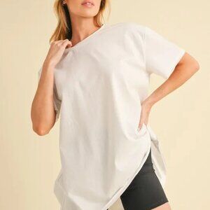✨NWT Aemi+Co Round Neck Short Sleeve Oversized T-Shirt